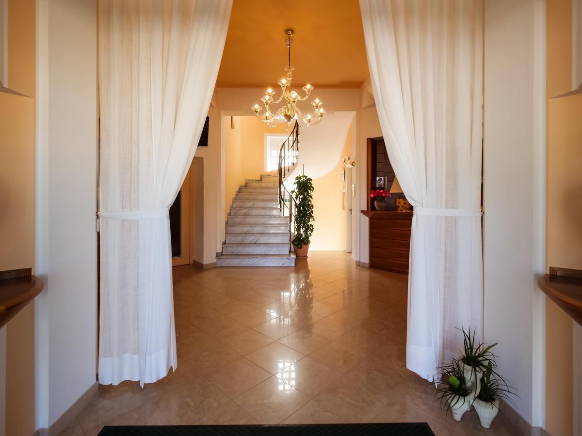 Hotel De La Ville Senigallia Exterior photo